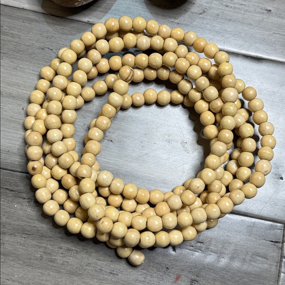 BEADED WOOD GARLANDS AND HAND PAINTED WOODEN EGGS BUNDLE BOHO DECOR - Picture 9 of 10